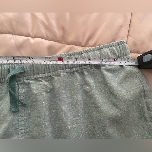 Patagonia organic hemp and Cotton pull on shorts size medium - Picture 5 of 6